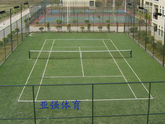 亞強(qiáng)體育施工案例:網(wǎng)球場